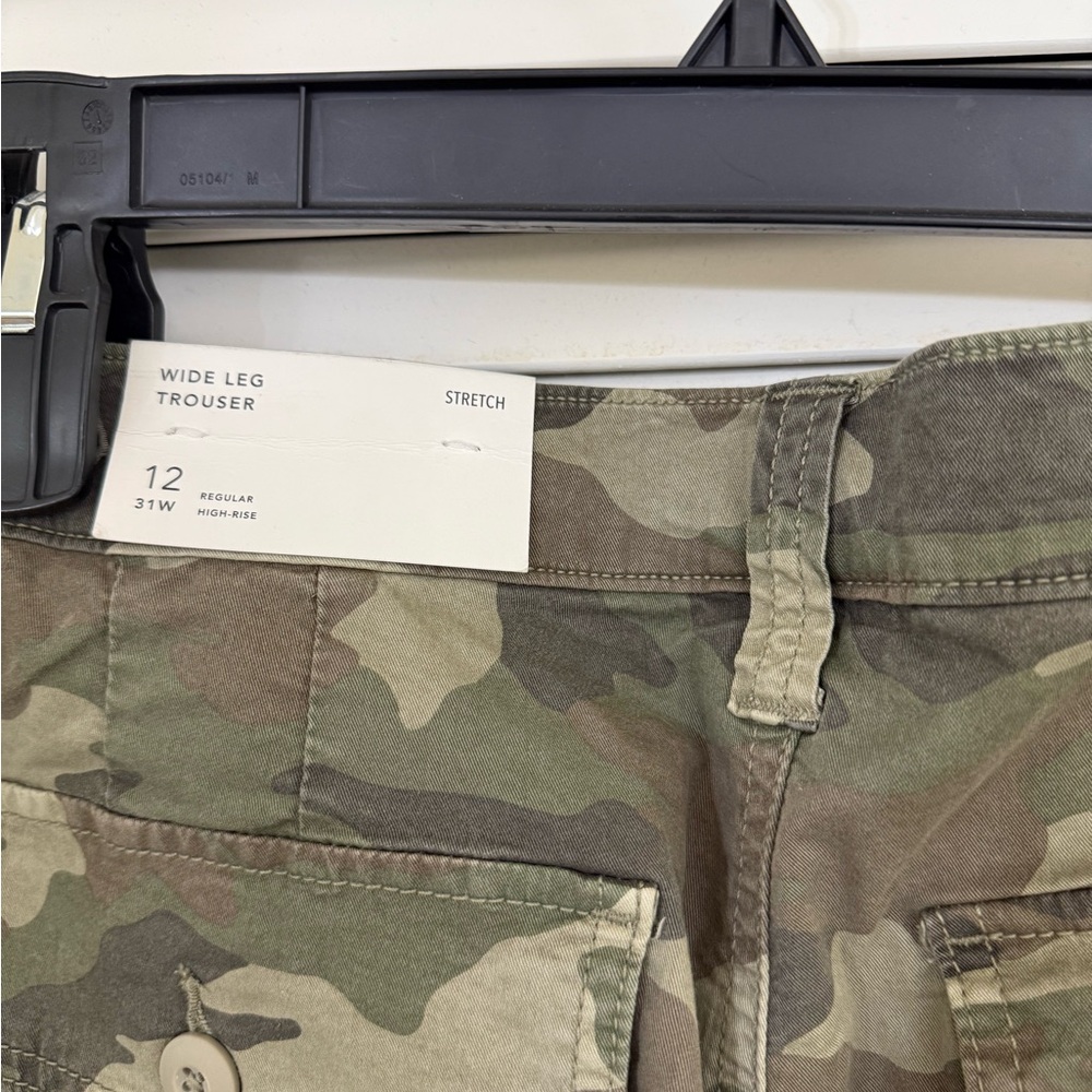 American Eagle Outfitters Camouflage Wide Leg Pants - Picture 4 of 8